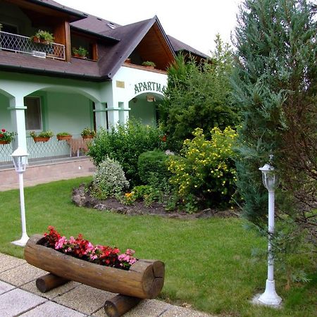 Rajna Apartmanhaz Bogács エクステリア 写真