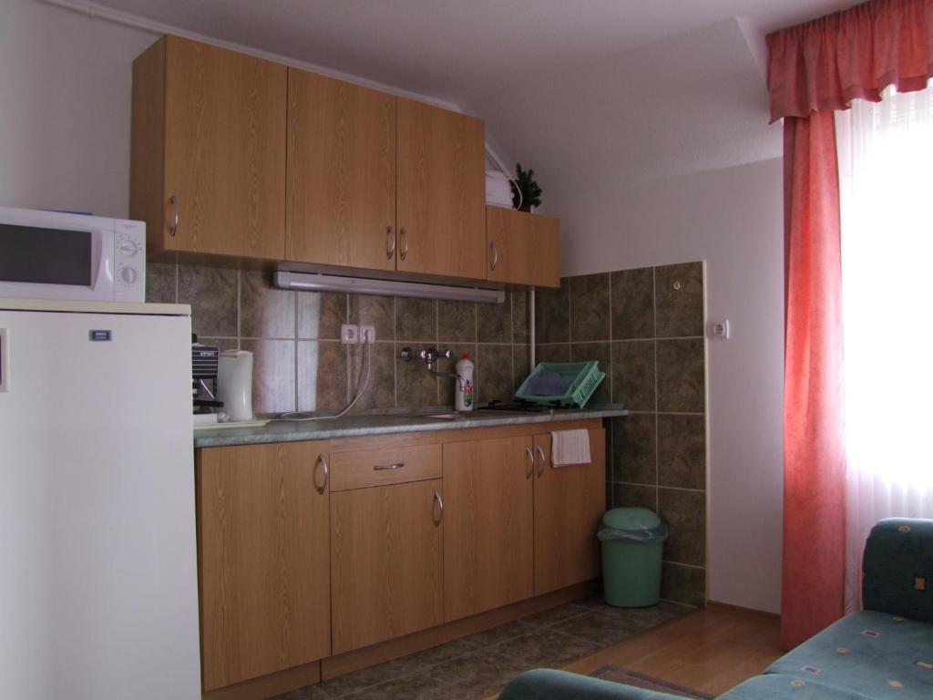 Rajna Apartmanhaz Bogács 部屋 写真